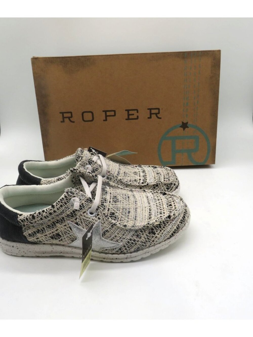 Roper Womens Shoes Size 6 Black White Canvas Sneakers NEW